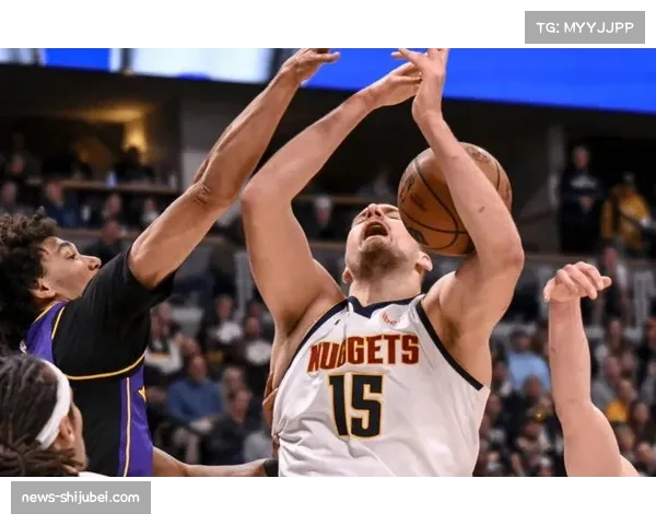 湖人雷迪克战术设计复盘 故意罚球不中方案因临场防守变化临时调整